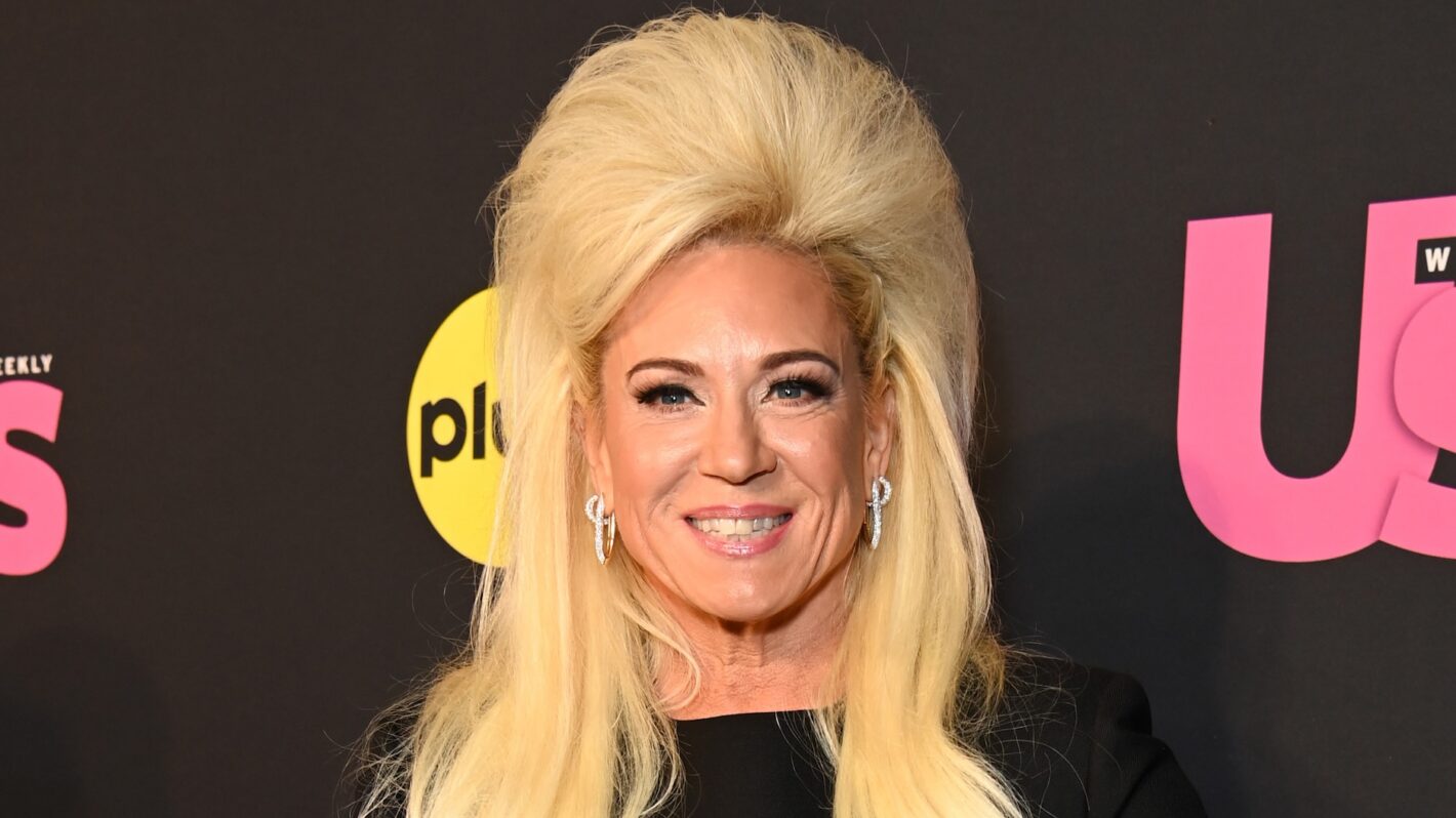 Long Island Medium' Theresa Caputo Hits Back at People Who Mock Her Hair