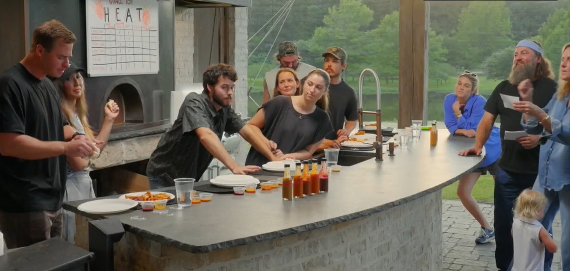 ‘Duck Dynasty’s Will Robertson Hosts His Version of ‘Hot Ones’ With Frogs Legs ‘Duck Dynasty’s Will Robertson Hosts His Version of ‘Hot Ones’ With Frogs Legs