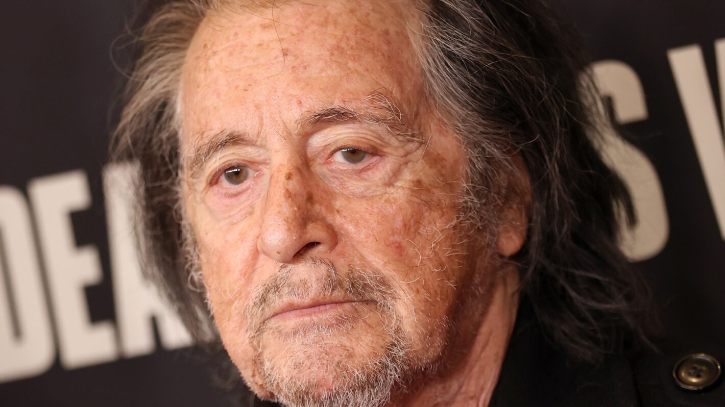 Al Pacino Poses With All 3 Adult Kids in Rare Red Carpet Appearance