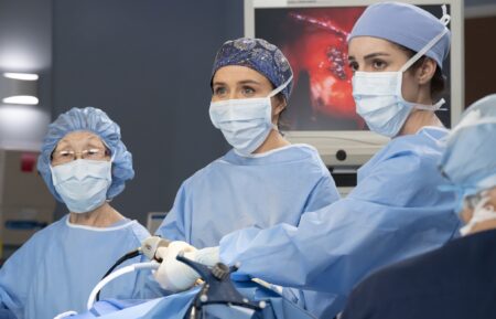 GREY’S ANATOMY - “Strip That Down” - Addison Montgomery returns to Grey Sloan, seeking assistance with a patient with a neurological condition. Bailey joins Owen and Blue on a paramedic ride-along. THURSDAY, JAN. 29 (10:00-11:00 p.m. EST) on ABC. (Disney/Anne Marie Fox) CATERINA SCORSONE, ADELAIDE KANE