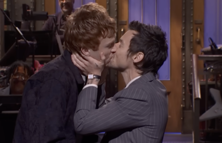 Harry Styles kissing Ben Marshall on 'SNL'