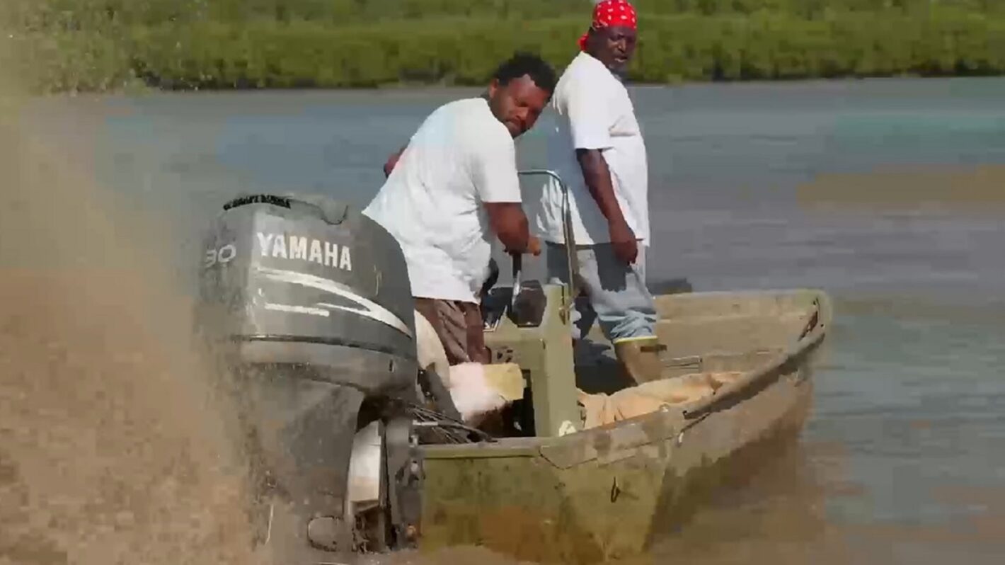 'Swamp People': Porkchop & Leron Jones Are in Peril as Gator Hunt Goes Wrong