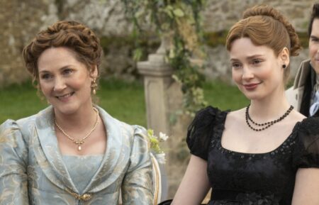 Ruth Gemmell and Hannah Dodd in 'Bridgerton'