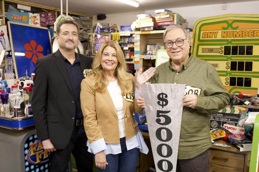 Lisa Whelchel in 'Collector's Call' Season 7 Episode 1