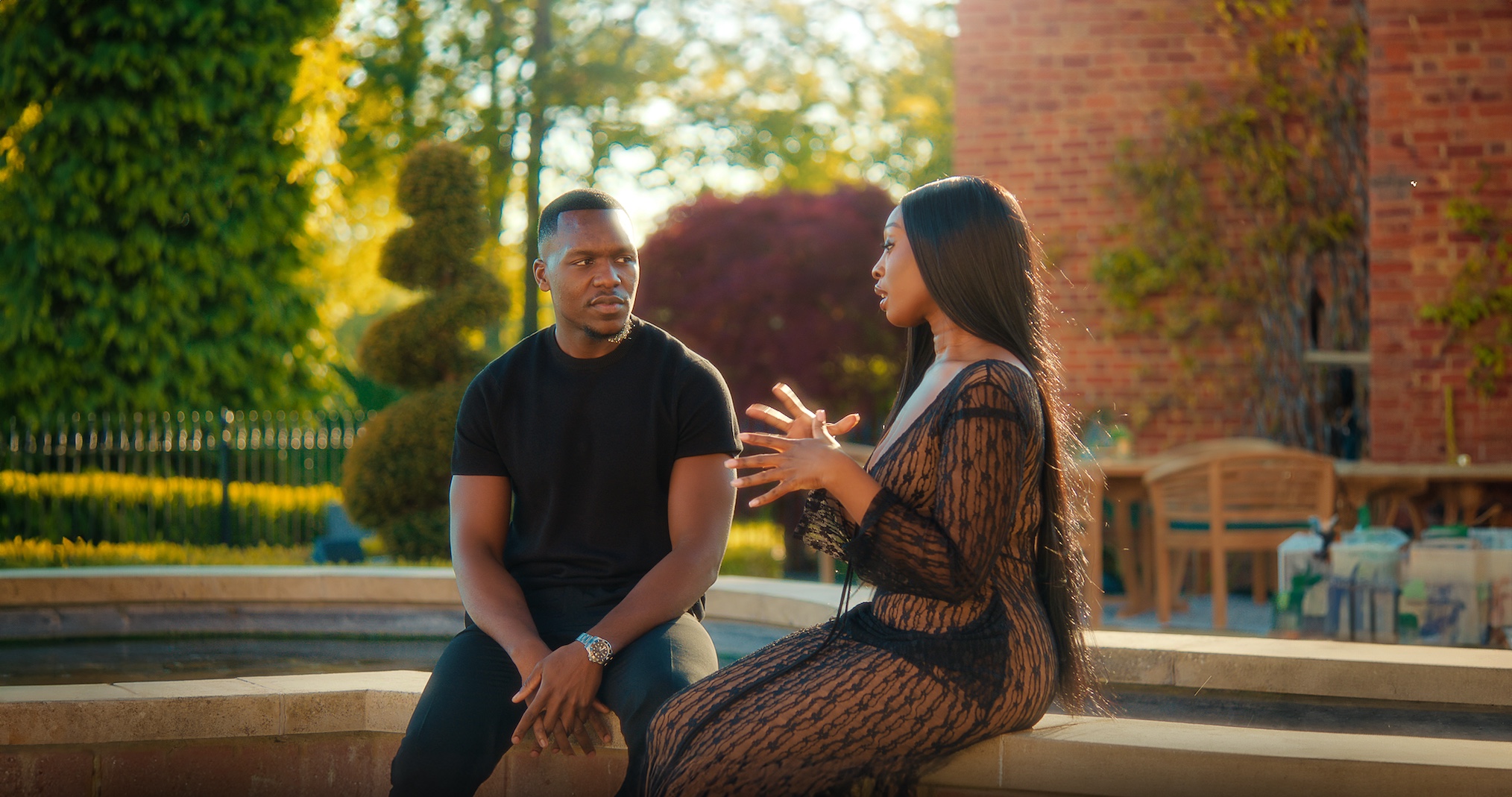 debbie and kelvin in blue therapy