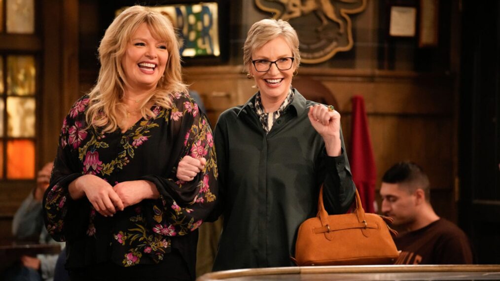 Melissa Peterman and Jane Lynch in 'Happy's Place' Season 2