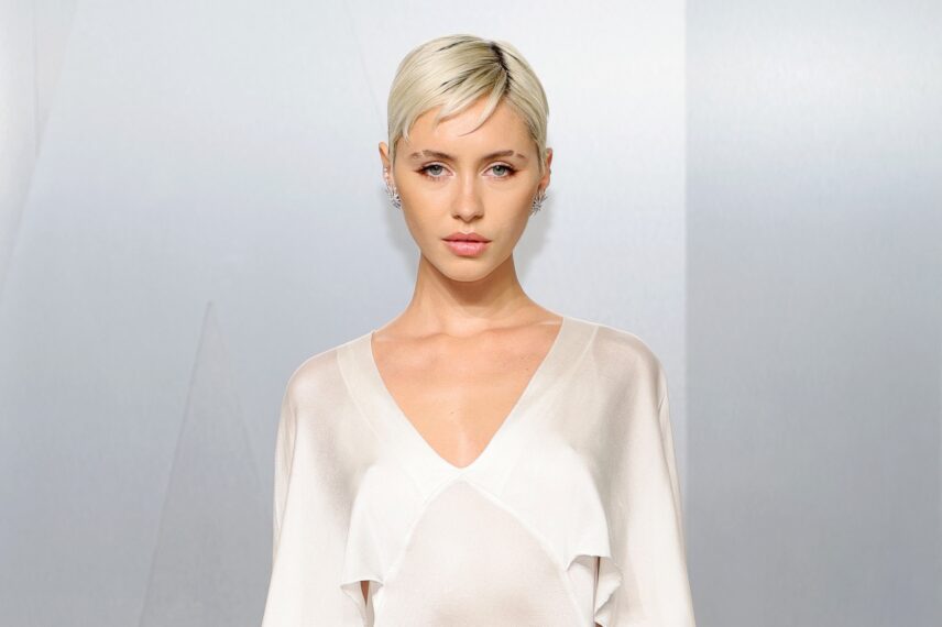 Iris Law attends the 2026 Vanity Fair Oscar Party Hosted By Mark Guiducci at Los Angeles County Museum of Art on March 15, 2026 in Los Angeles, California.