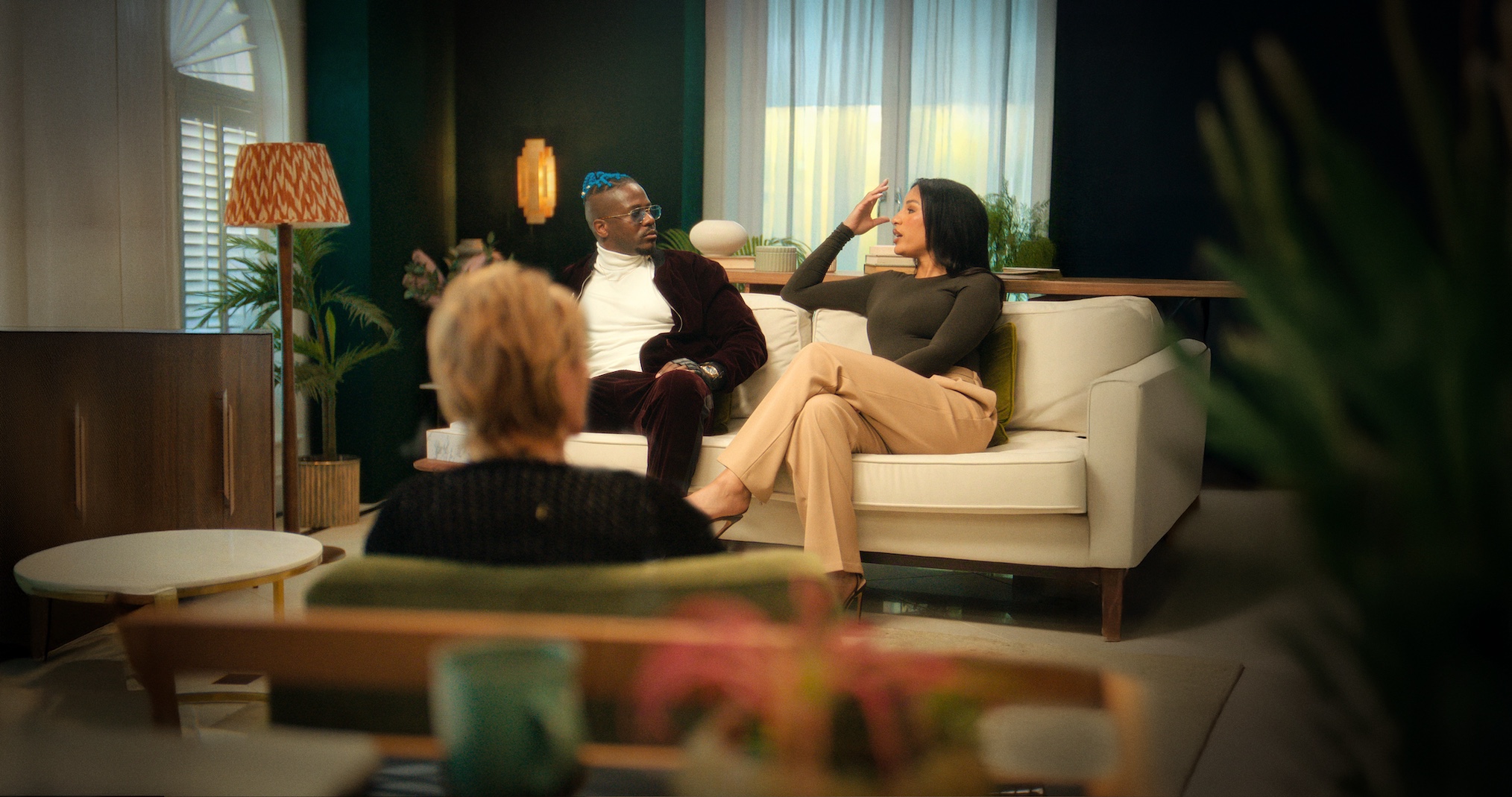 junior and carmen in blue therapy