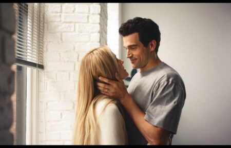 Sarah Pidgeon as Carolyn Bessette, Paul Anthony Kelly as John F. Kennedy Jr. in 'Love Story'