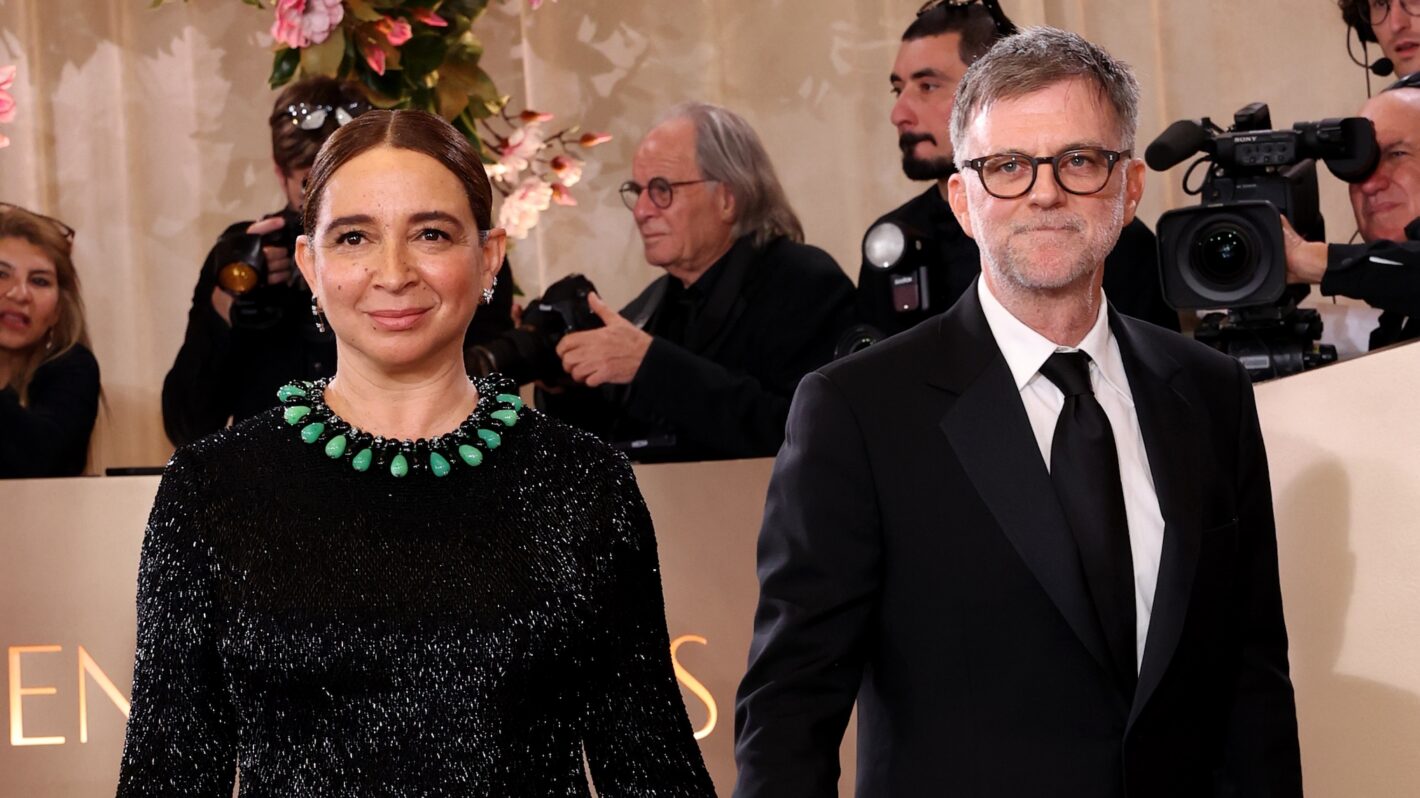 Maya Rudolph and Paul Thomas Anderson attend the 83rd Annual Golden Globe Awards at The Beverly Hilton on January 11, 2026 in Beverly Hills, California
