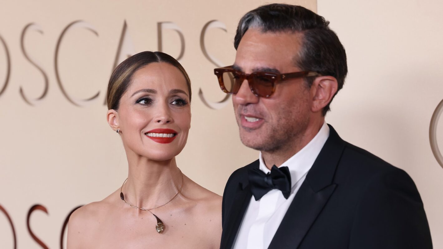 Rose Byrne and Bobby Cannavale attend the 98th Oscars at Dolby Theatre on March 15, 2026 in Hollywood, California.