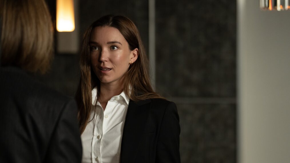 Nicole Brydon Bloom in 'Paradise' Season 2