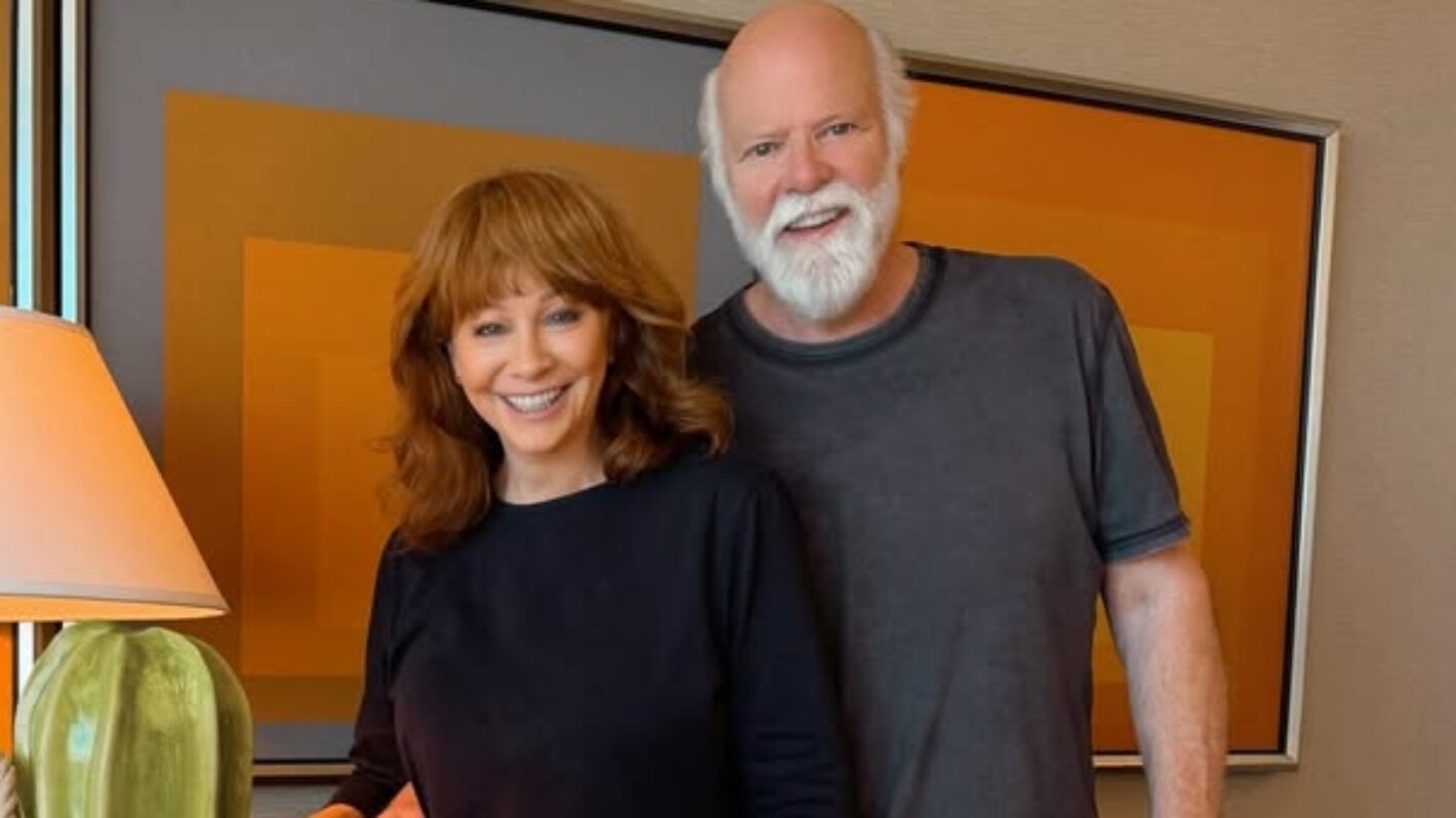 Reba McEntire and Rex Linn