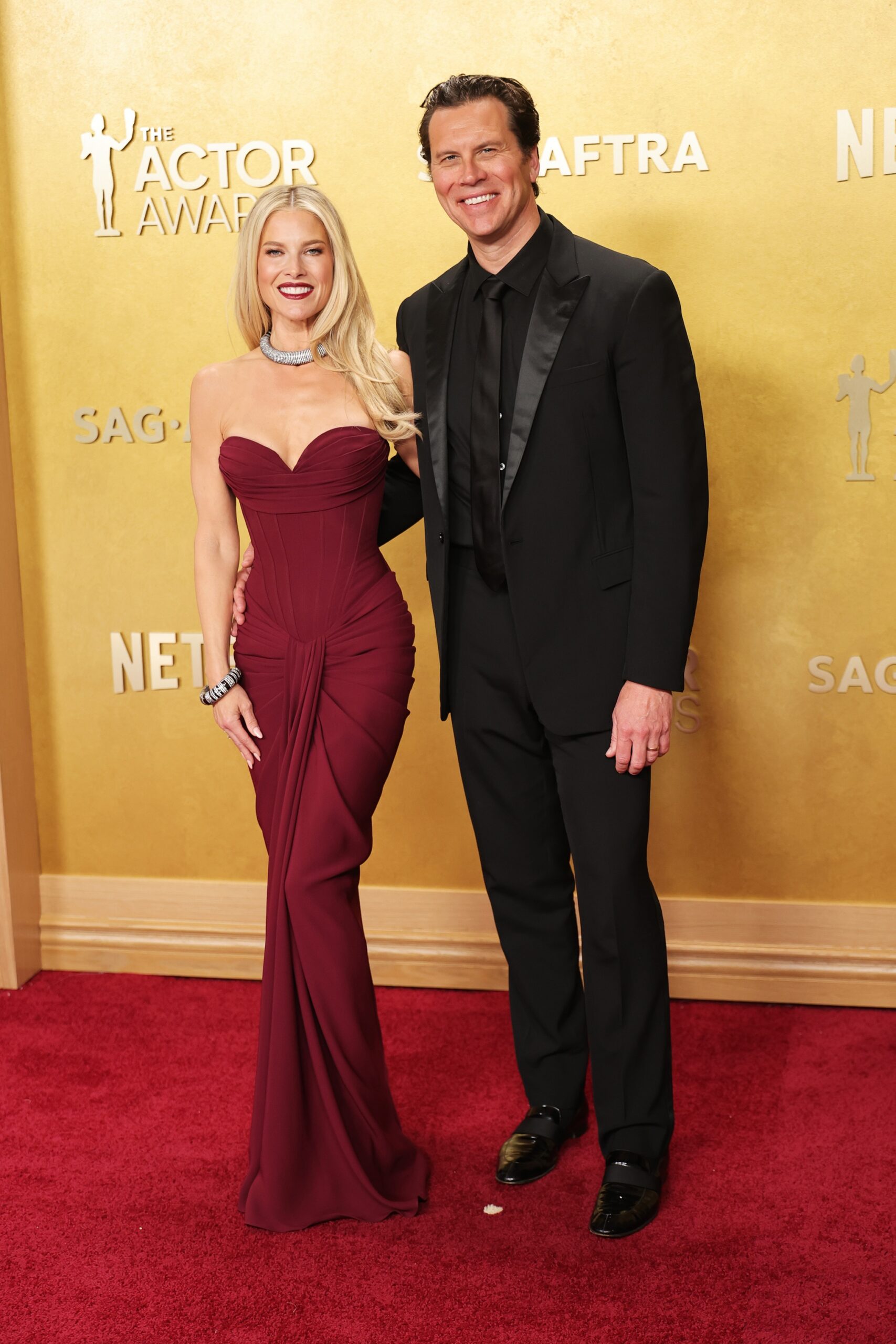 Ali Larter and Hayes MacArthur at the 2026 Actor Awards