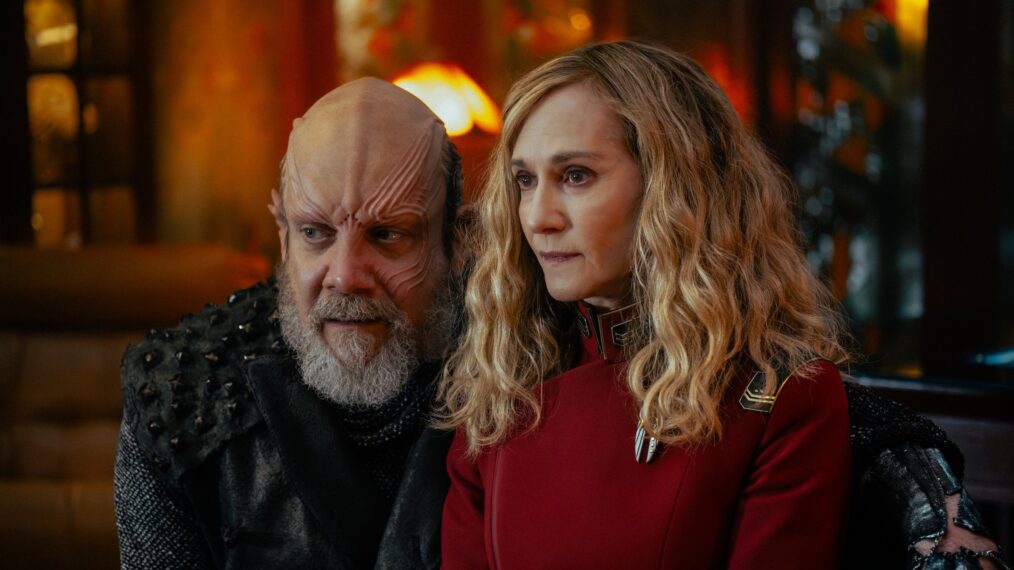 Paul Giamatti as Nus Braka and Holly Hunter as Captain Nahla Ake — 'Star Trek: Starfleet Academy' Season 1 Episode 6 