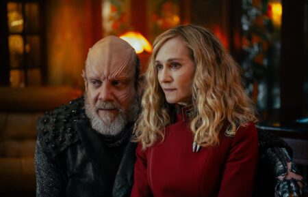 Paul Giamatti as Nus Braka and Holly Hunter as Captain Nahla Ake — 'Star Trek: Starfleet Academy' Season 1 Episode 6 