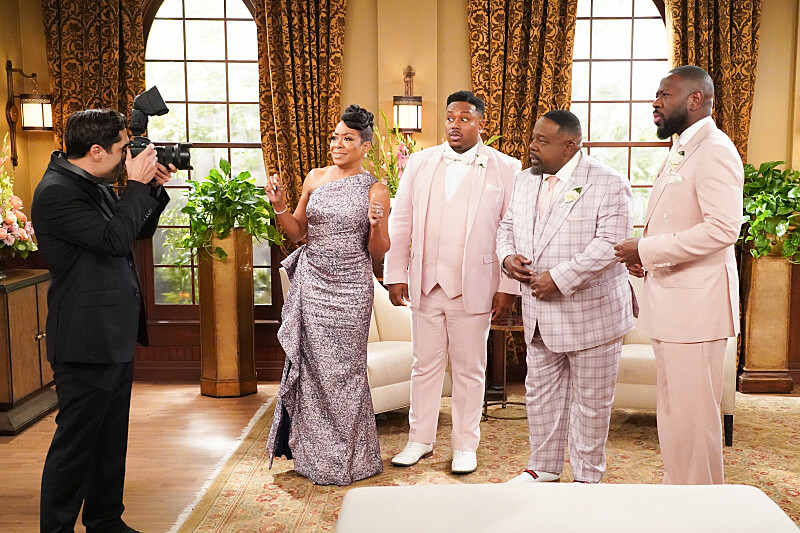 “Welcome to Goodbye” – Two joyful wedding celebrations bring loved ones together while old tensions and heartfelt confessions surface one last time. Meanwhile, tough goodbyes loom and the family looks ahead to a new chapter shaped by love, growth and change, on the series finale of THE NEIGHBORHOOD, Monday, May 11 (8:00-8:30 PM, ET/PT) on the CBS Television Network, and streaming on Paramount+ Pictured: Tichina Arnold as Tina, Marcel Spears as Marty, Cedric The Entertainer as Calvin and Sheaun McKinney as Malcolm. Photo: Monty Brinton/CBS ©2026 CBS Broadcasting, Inc. All Rights Reserved.