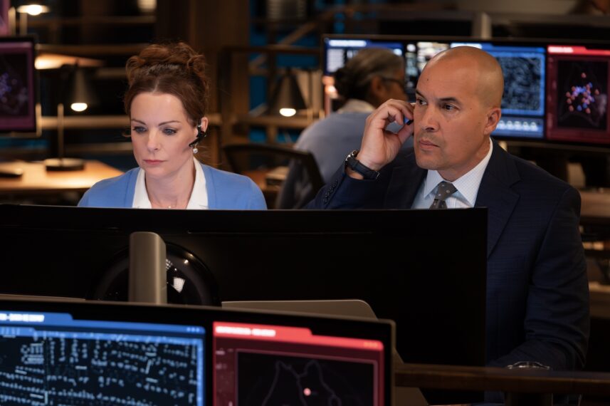 Kimberly Williams-Paisley as Cammie and Coby Bell as Turner — '9-1-1: Nashville' Season 1 Episode 16 "Love to Death"