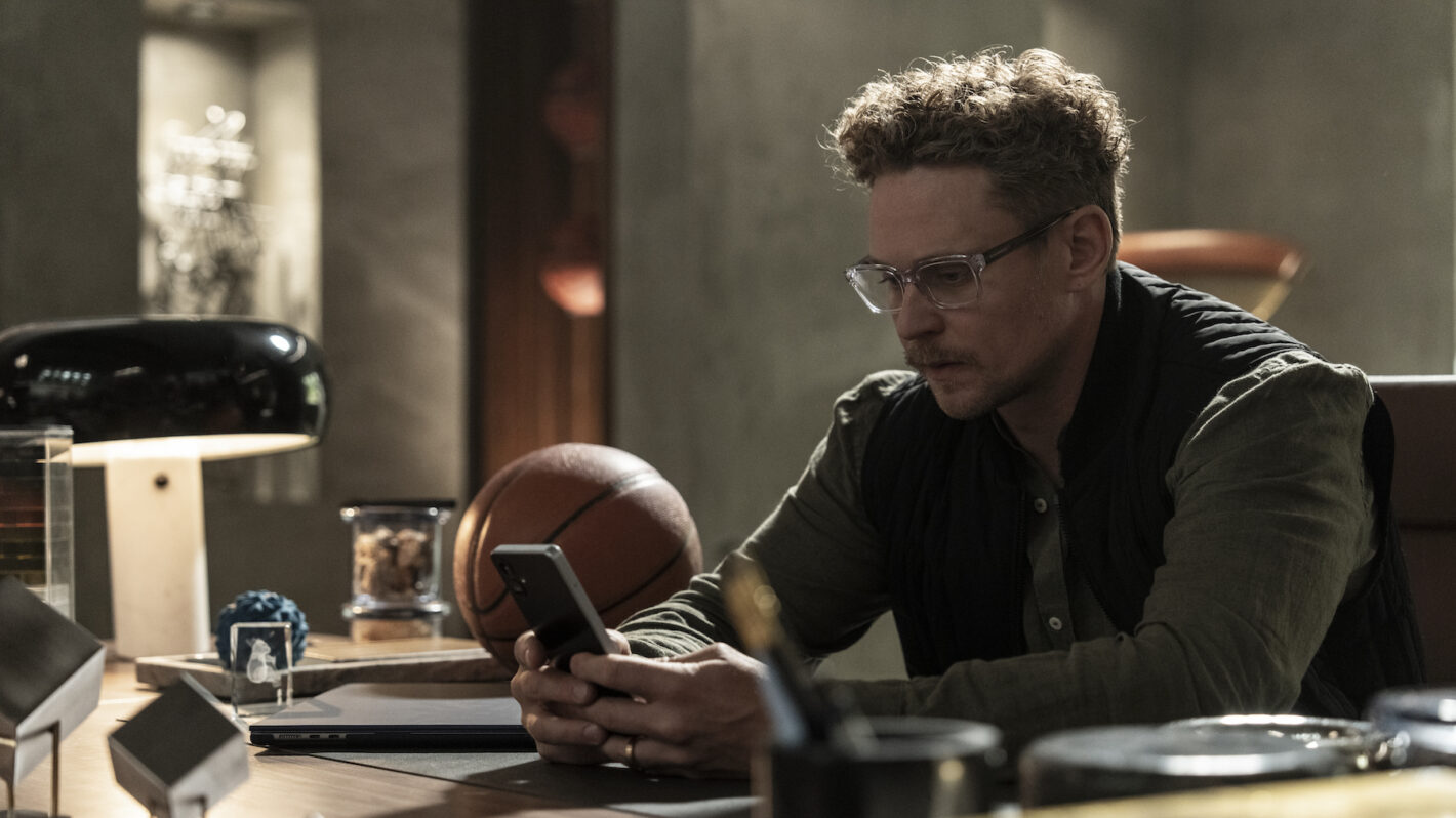 Billy Magnussen as Duncan Park - The Audacity _ Season 1, Episode 1