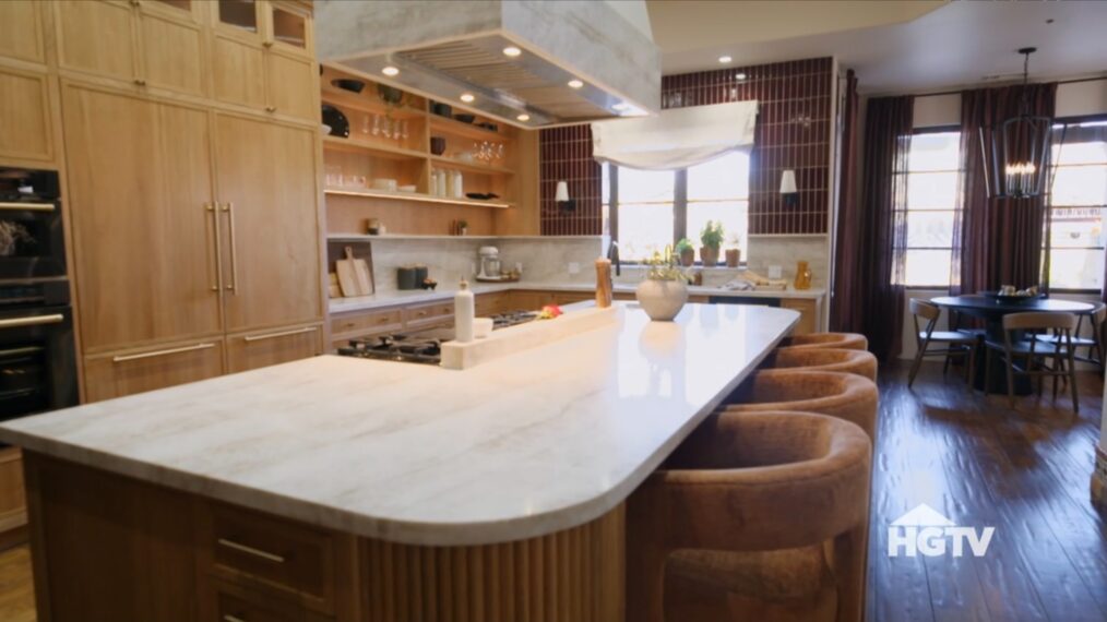 'Bachelor Mansion Takeover,' HGTV, Season 1, Episode 6, April 6, 2026, kitchen after.