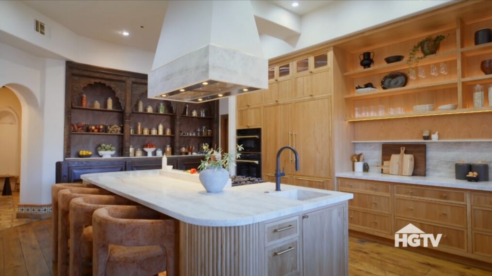 'Bachelor Mansion Takeover,' HGTV, Season 1, Episode 6, April 6, 2026, kitchen after.