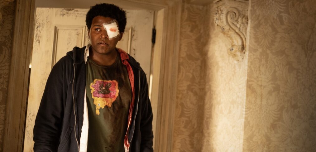 Nathan D. Simmons as Elgin - FROM Season 4 Episode 402: Fray