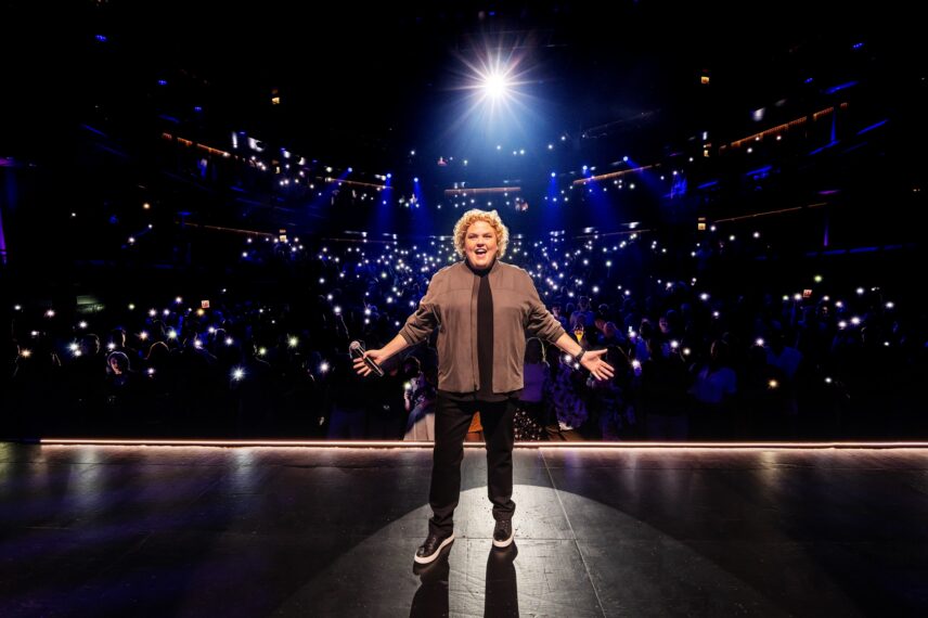 Fortune Feimster Comedy Special 2022. Cr. Todd Rosenberg/Netflix © 2022.
