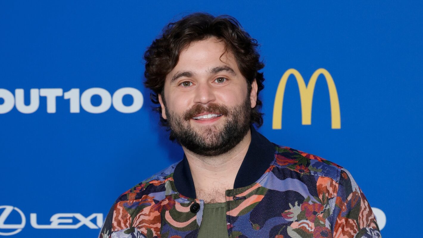 ‘Grey’s Anatomy’s Jake Borelli on Returning as Director, Romance Scenes, and Other Key Moments (Exclusive)