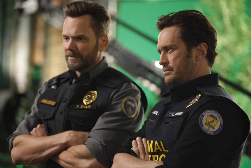 ANIMAL CONTROL: L-R: Joel McHale and Oliver Hudson in the "Coyotes & Eagles" episode of ANIMAL CONTROL airing Thursday, Apr. 16 (9:01-9:31 PM ET/PT) on FOX. © 2026 Fox Media LLC. CR: Bettina Strauss/FOX.