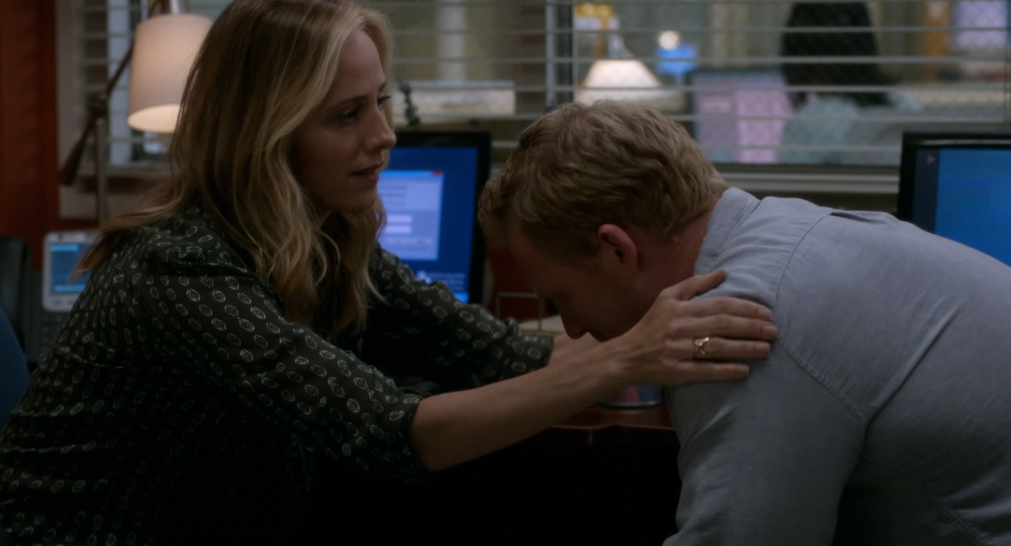 Kim Raver and Kevin McKidd in Grey's Anatomy Season 14 Episode 1