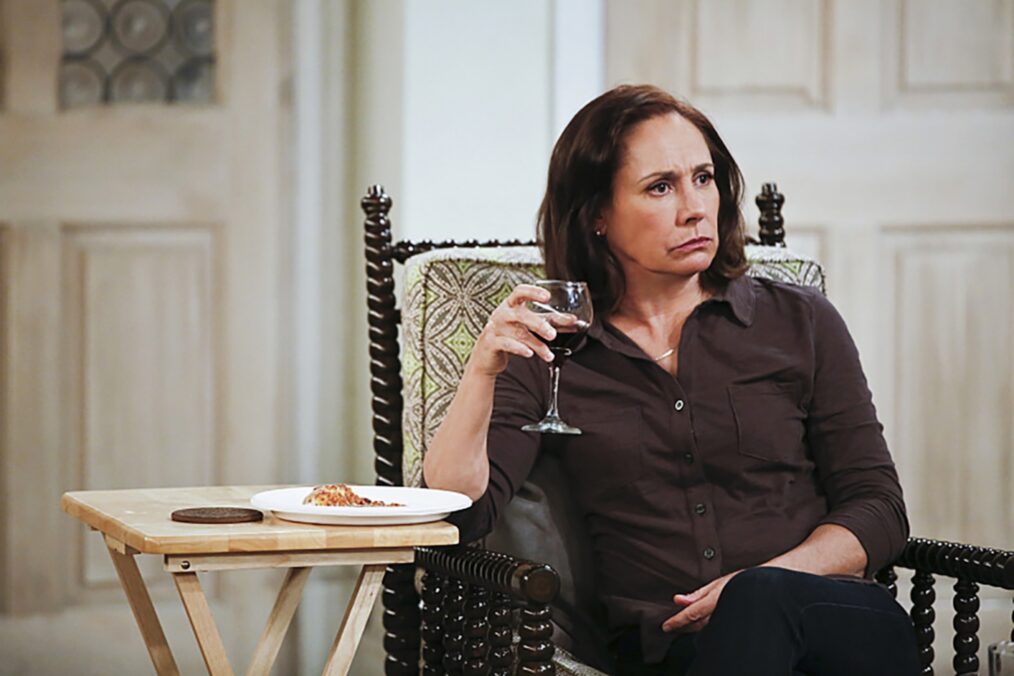 THE MCCARTHYS, Laurie Metcalf in 'End Games' (Season 1, Episode 15, aired July 11, 2015). ph: Cliff Lipson/©CBS/courtesy Everett Collection