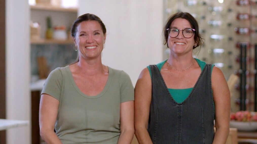 Leslie Davis and Lyndsay Lamb on Season 5 of HGTV's 'Rock the Block,' 2024.