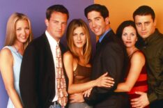 'Friends' Star Lisa Kudrow Reveals Jaw-Dropping Residual Amount 20 Years Later