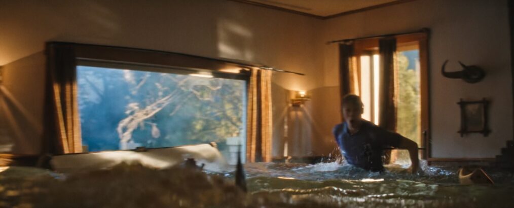 Trash, Ron (Stacy Clausen), Netflix