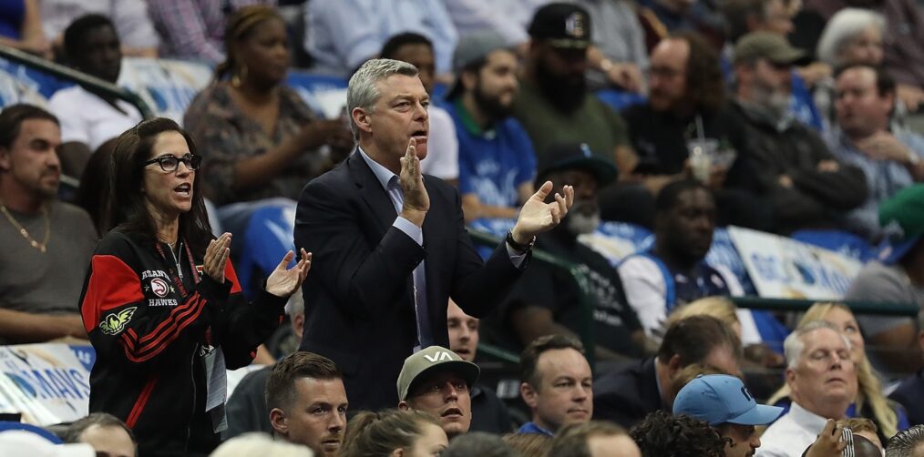 Tony Ressler and Jami Gertz at American Airlines Center on October 18, 2017 in Dallas, Texas. NOTE TO USER: User expressly acknowledges and agrees that, by downloading and or using this photograph, User is consenting to the terms and conditions of the Getty Images License Agreement.