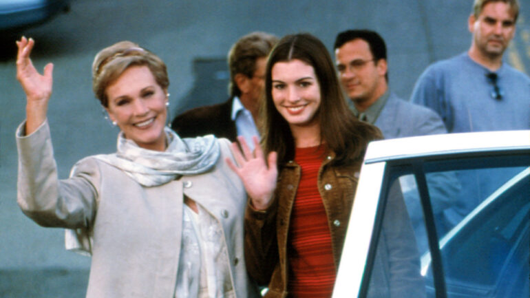 Julie Andrews, Anne Hathaway in 'The Princess Diaries'