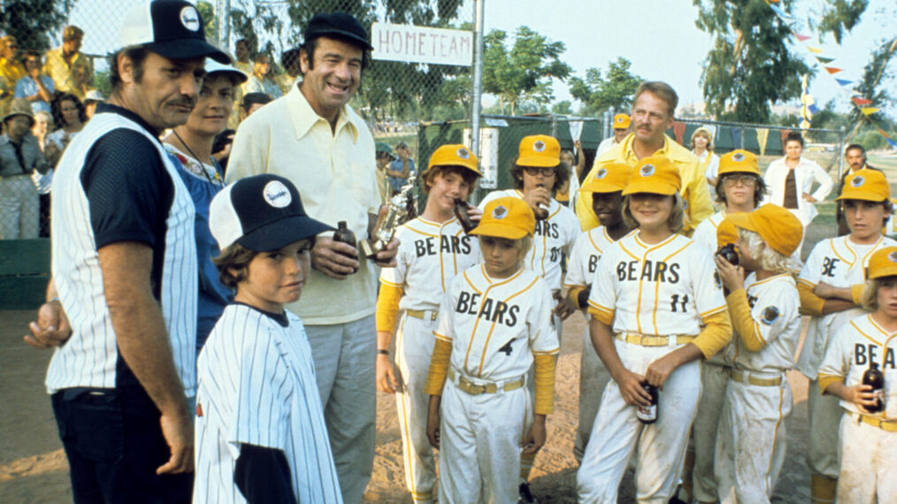 THE BAD NEWS BEARS, Vic Morrow, Walter Matthau, Tatum O'Neal, 1976, on the baseball field