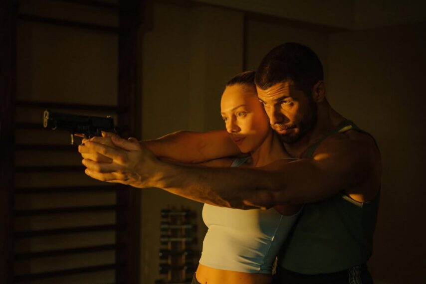 Ester Expósito and Hugo Diego García as Marfil Cortés and Sebastián Moore in 'Drawn Together'