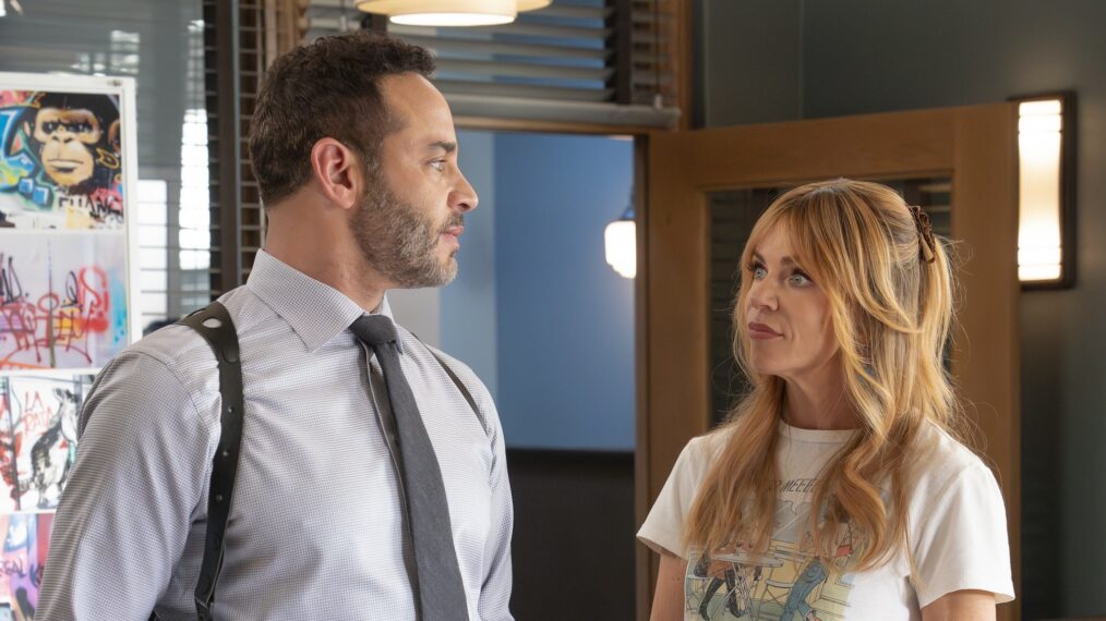 Daniel Sunjata and Kaitlin Olsen