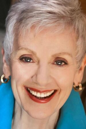 Jessie Jones Headshot