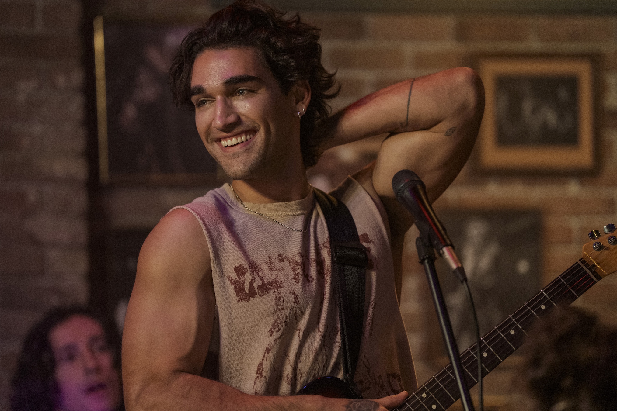 Justin (Josh Heuston) in OFF CAMPUS