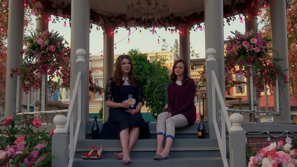Lorelei and Rory Gilmore Girls A Year in the Life