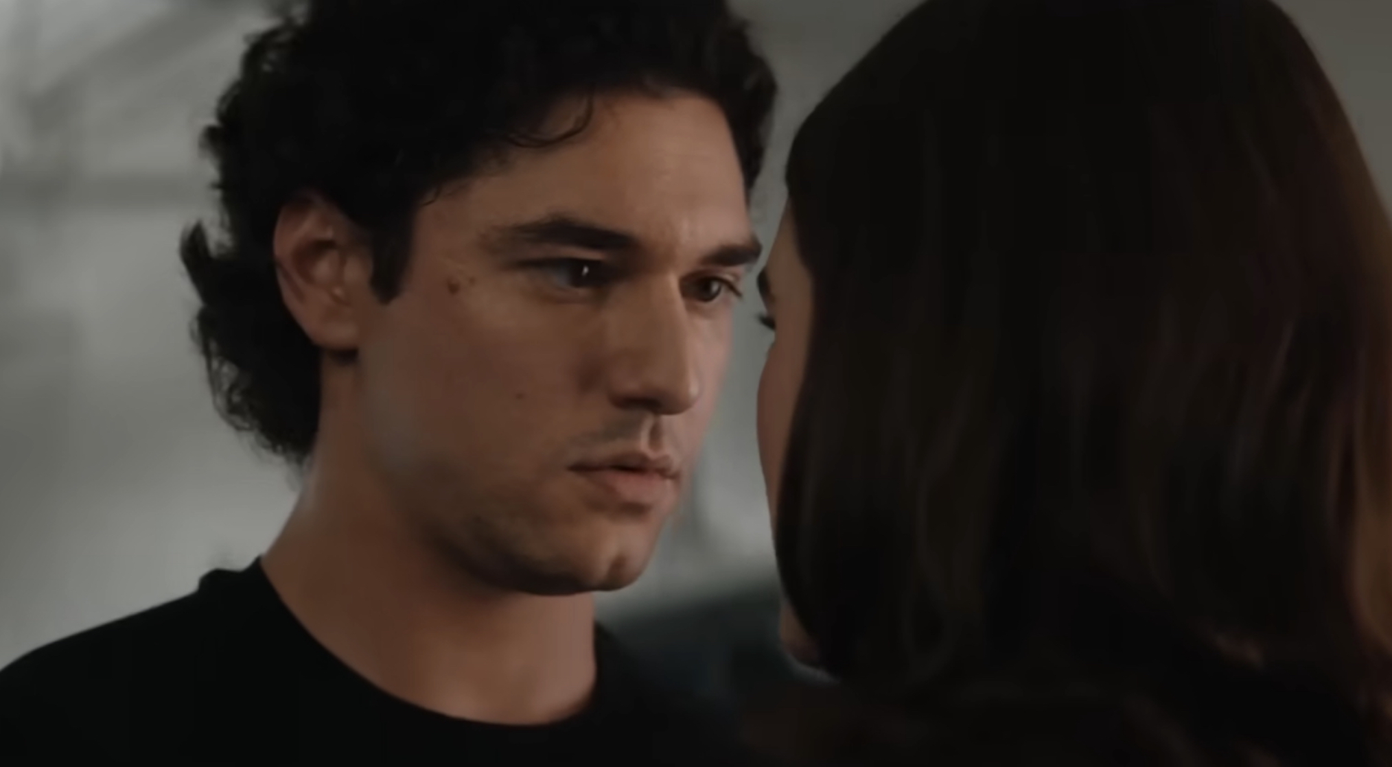 Belmont Cameli and Ella Bright in 'Off Campus'