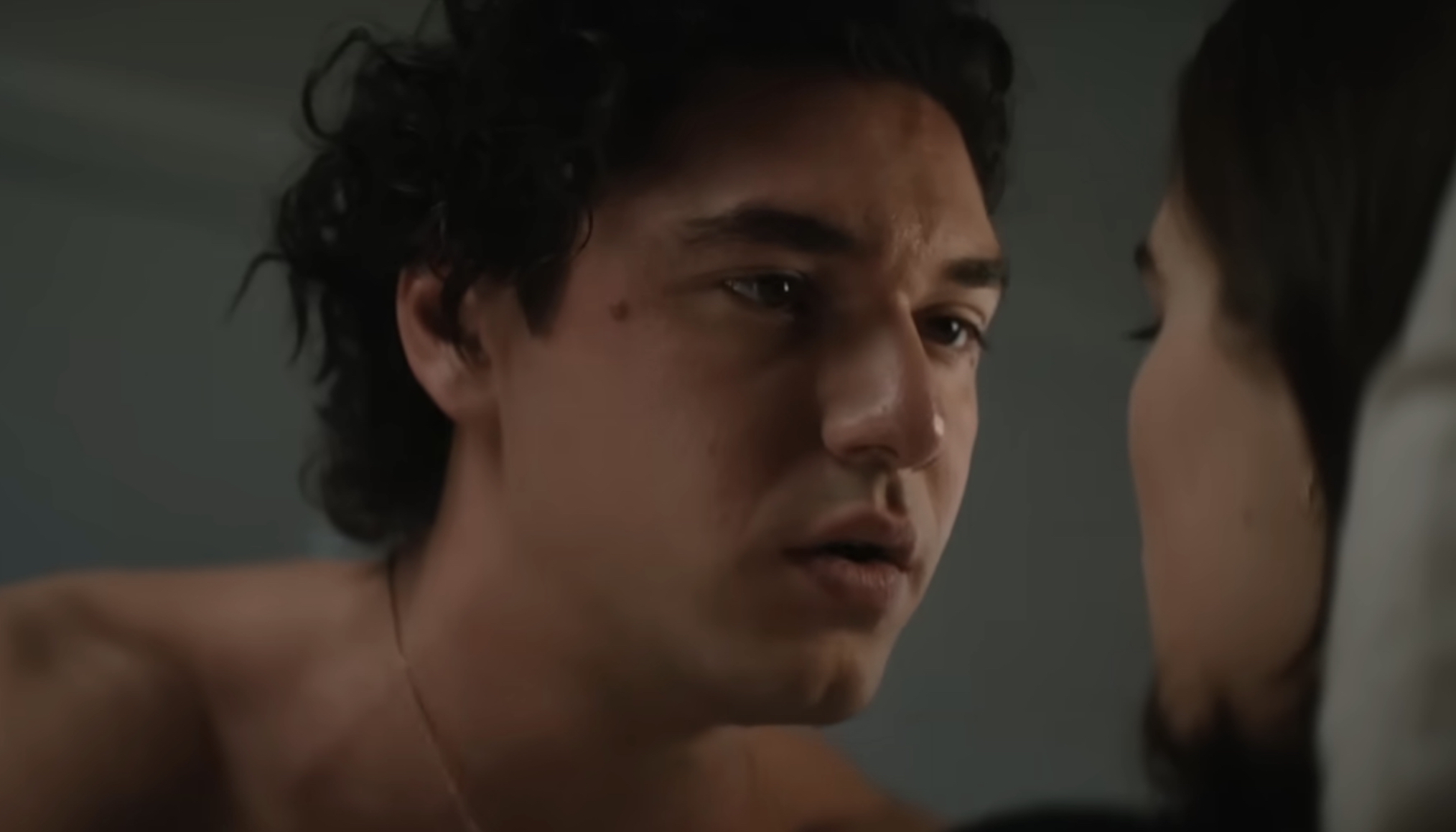 Belmont Cameli in 'Off Campus'