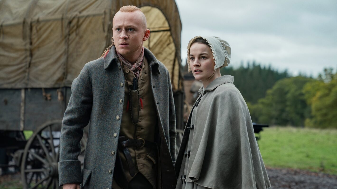 John Bell, Izzy Meikle-Small in 'Outlander' Season 7
