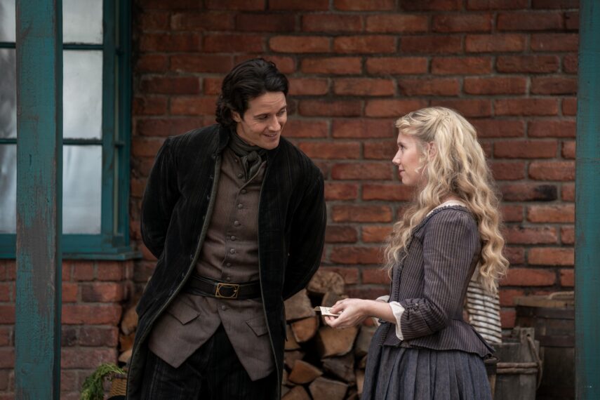 Cesar Domboy and Lauren Lyle in 'Outlander' Season 8