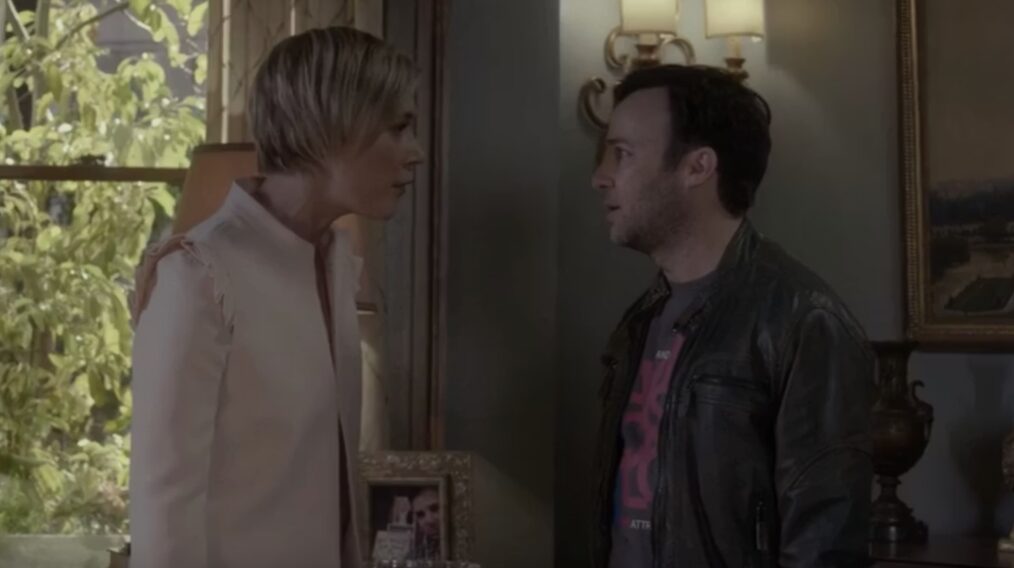 Paris and Doyle in Gilmore Girls: A Year in the Life