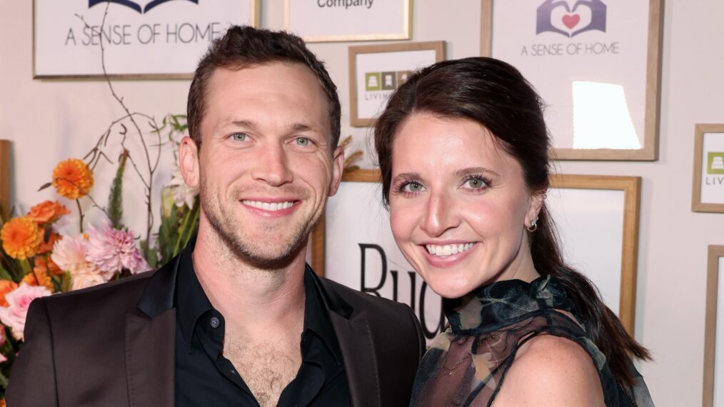 Phillip Phillips and Hannah Blackwell attend the 4th Annual A Sense Of Home Gala on October 24, 2024 in Los Angeles, California.