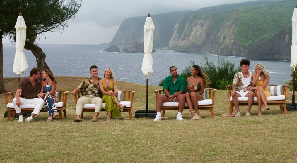 Summit Wallace, Kaylee Needham, Cole Mueller, Scarlett Bentley, Mikey Bivens, Sydney McGregor in episode 201 of Temptation Island