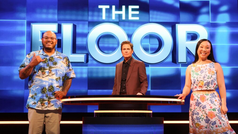 THE FLOOR: Rob Lowe (C) with contestants in the Two-Hour Season Premiere episode of THE FLOOR airing Wednesday, April 8 (8:00-10:00 PM ET/PT on FOX